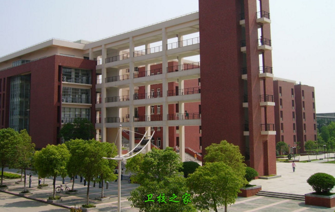 长江大学医学院